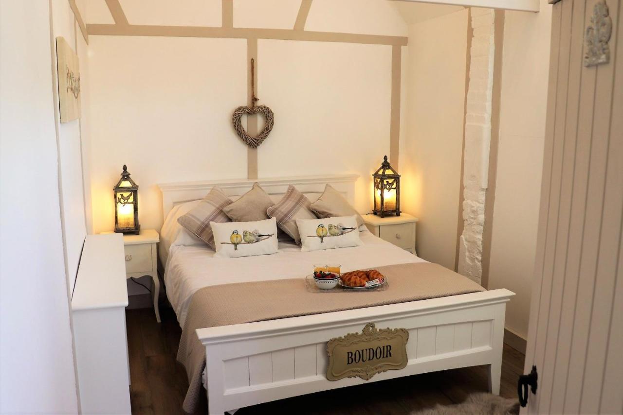 רייד Beautiful Barn Conversion, 3 Bed, Hot Tub, Sauna, Gym, Enclosed Garden מראה חיצוני תמונה